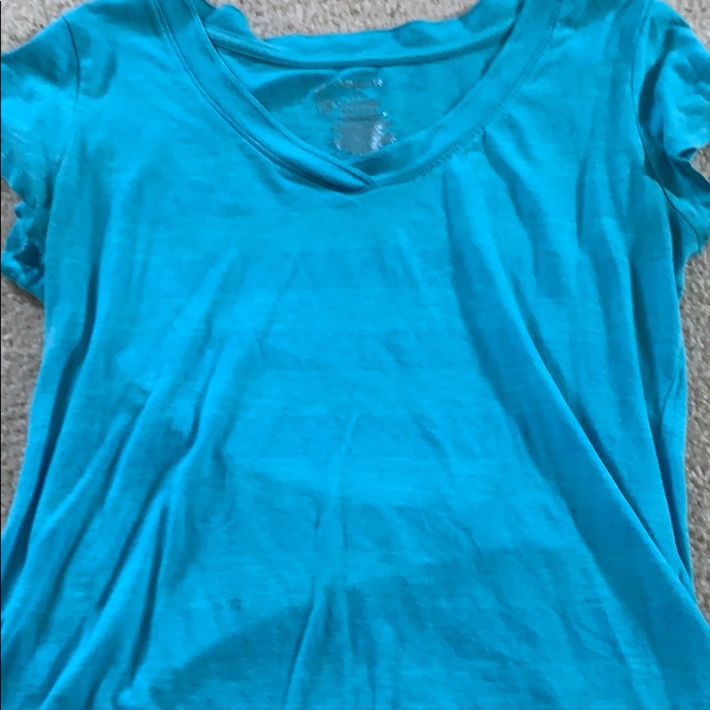 blue shirt